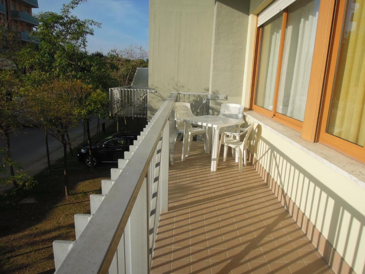 Condominio Laguna Grande Bibione Exterior foto